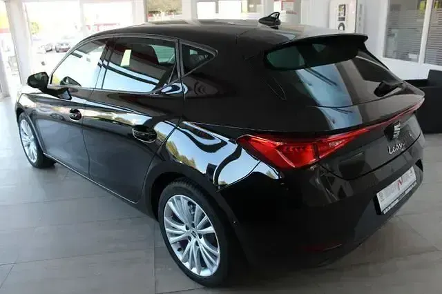 Gebraucht Seat Leon Style 110 PS (80 kW) 2024 Schwarz Limousine
