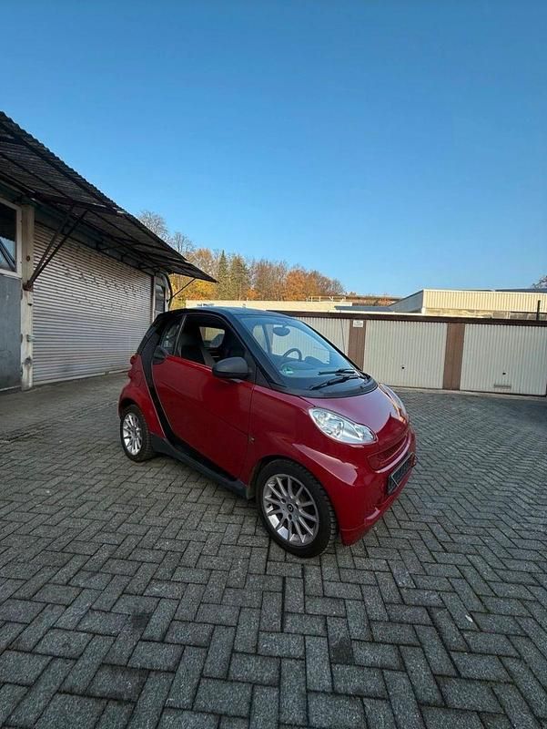 Rot Gebraucht 2009 Smart ForTwo Coupé Edition #1 Coupé | 3.200 € (Guter Preis) - Bild 1/4