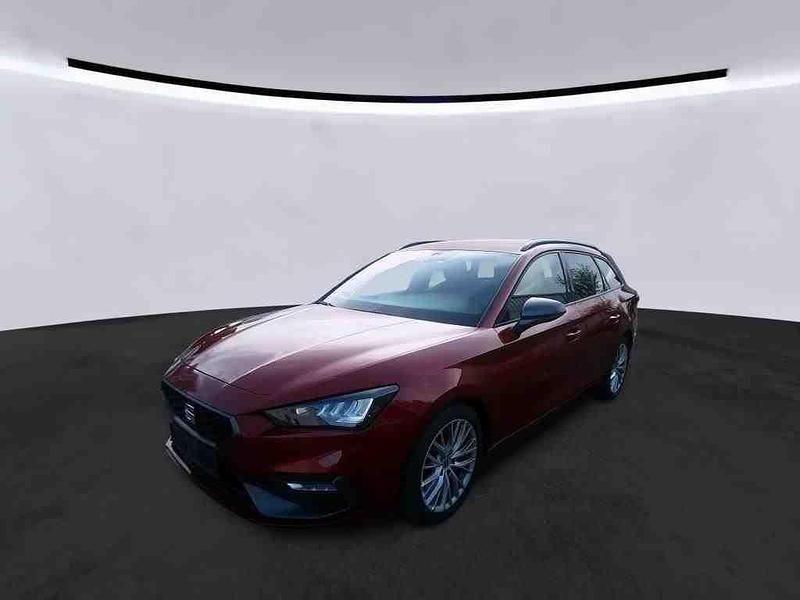 "desire" rot Gebraucht 2022 Seat Leon FR Kombi | 19.900 € (Fairer Preis) - Bild 1/4