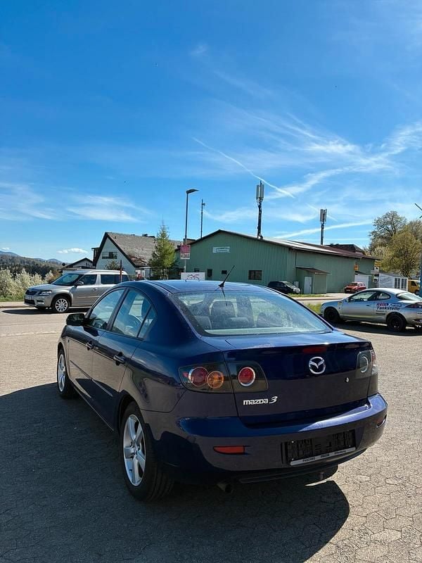 Second-hand Mazda 3 Active 105 CP (77 kW) 2006 Albastru Hatchback