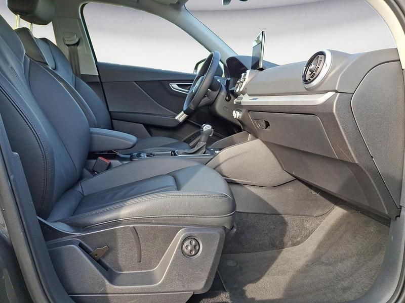 Gebraucht Audi Q2 S-Line 150 PS (110 kW) 2025 Grau SUV