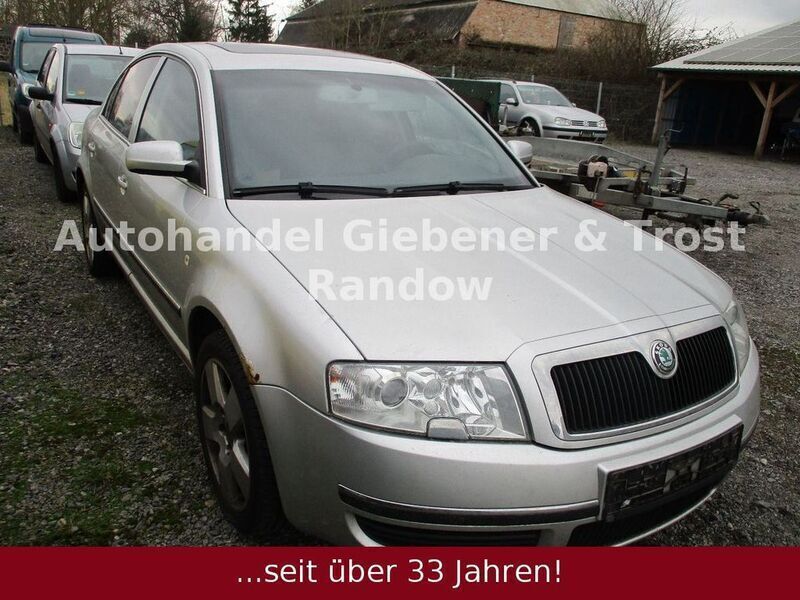 Gebraucht Skoda Superb Elegance 131 PS (96 kW) 2003 Silber Limousine