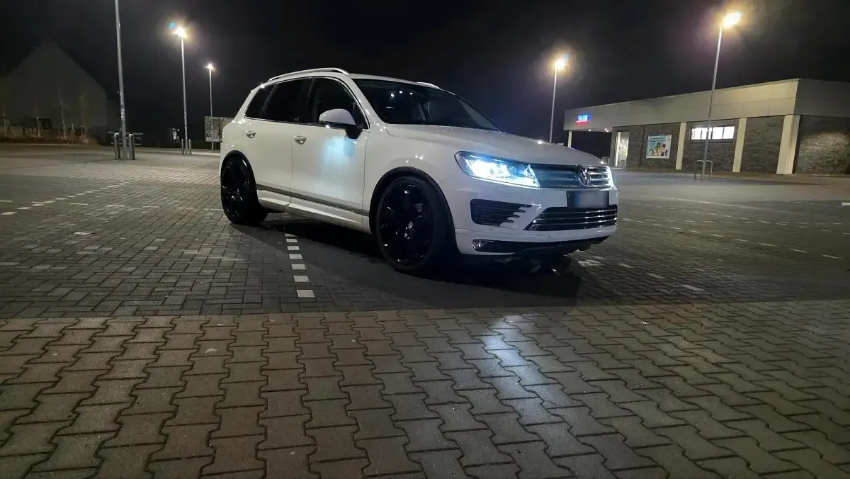 Gebraucht VW Touareg Executive 262 PS (192 kW) 2017 Weiß SUV