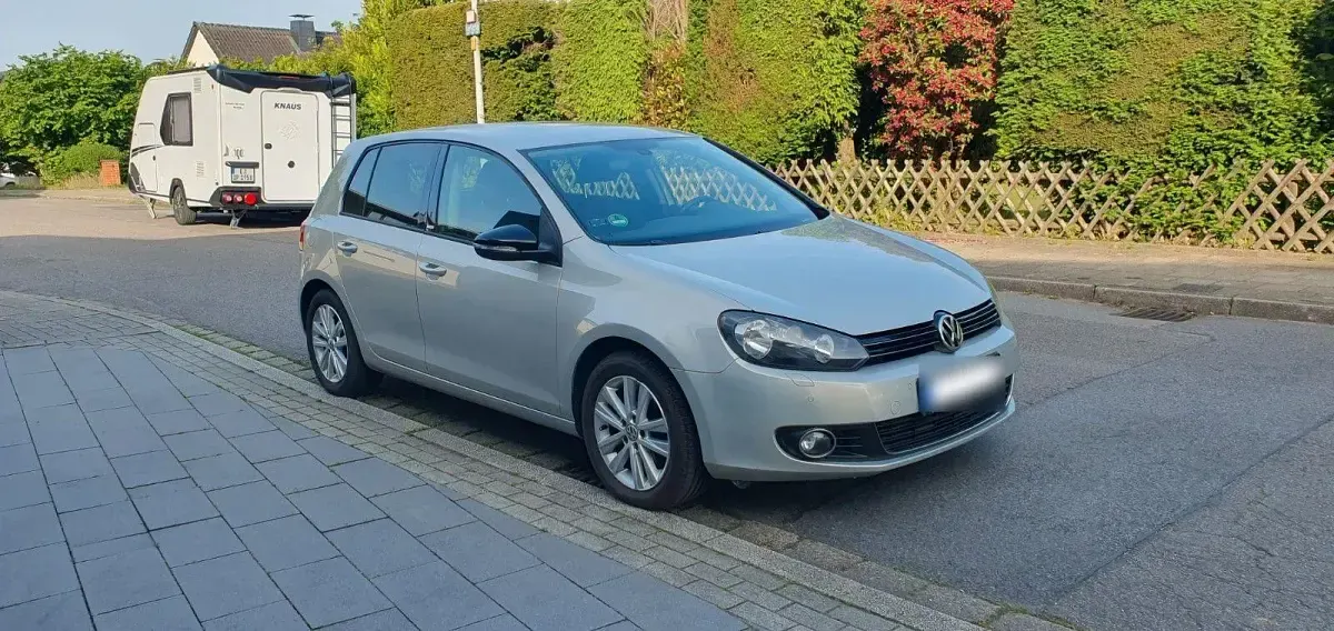 Gebraucht VW Golf VI Style 86 PS (63 kW) 2011 Silber Kleinwagen