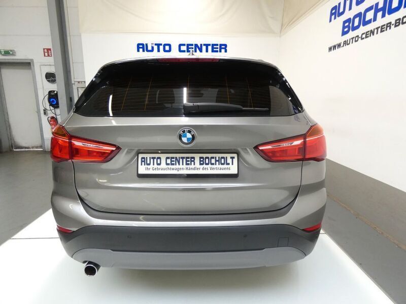 Gebraucht BMW X1 Advantage 140 PS (102 kW) 2018 Silber SUV