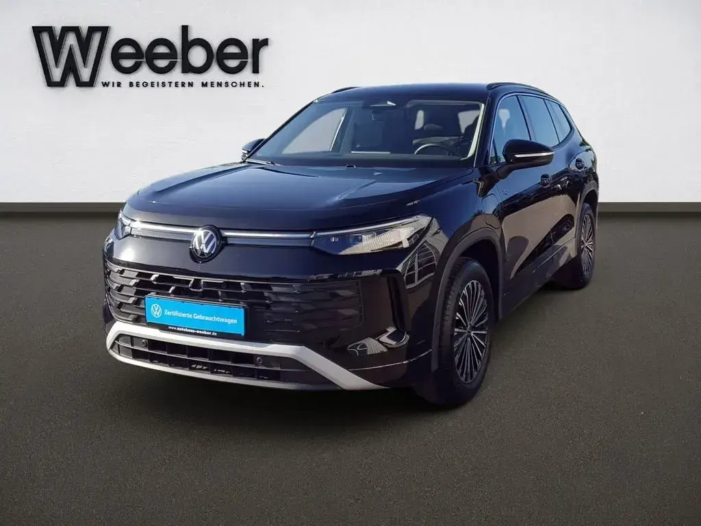 Gebraucht VW Tayron Life 204 PS (150 kW) 2025 Grenadillschwarz (metallic) SUV