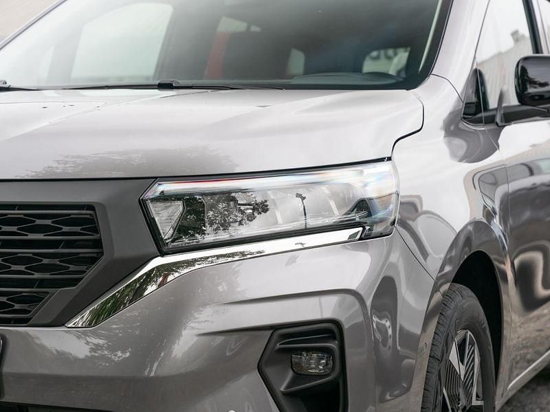 Gebraucht Nissan Townstar Tekna 131 PS (96 kW) 2025 Grau Van