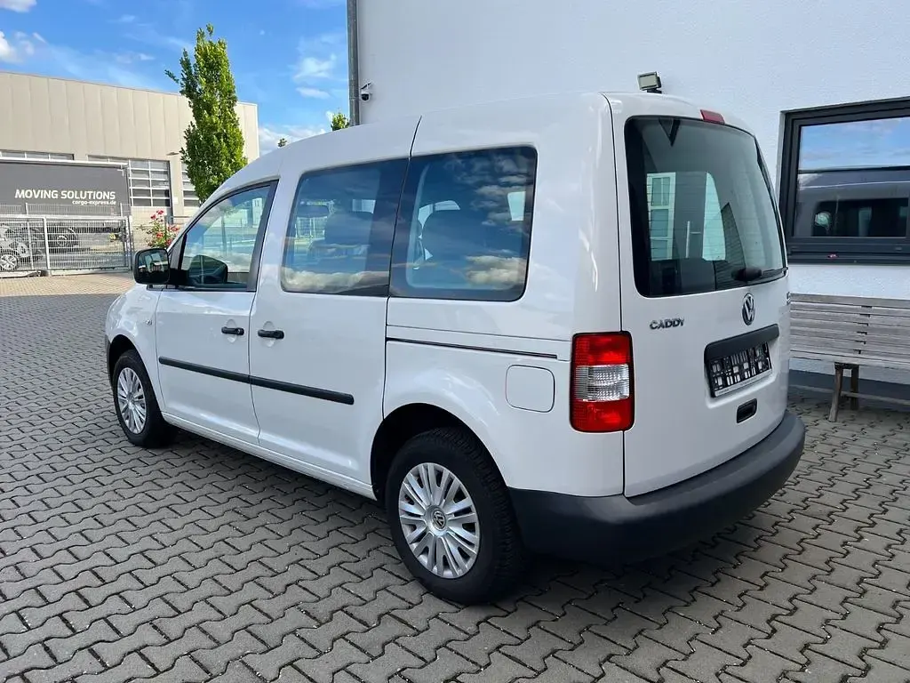 Gebraucht VW Caddy 109 PS (80 kW) 2010 Weiß Van / Kleinbus
