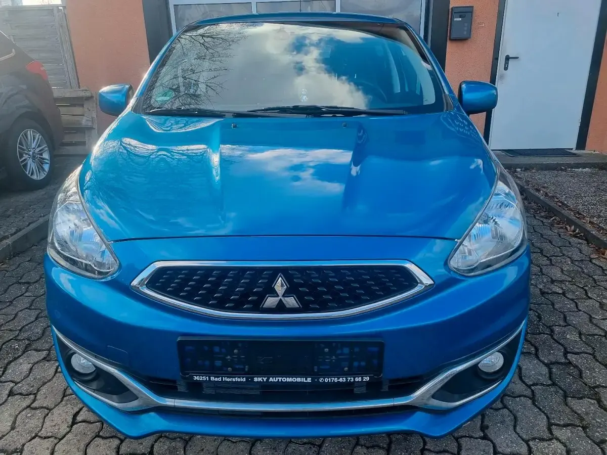 Gebraucht Mitsubishi Space Star 80 PS (58 kW) 2018 Blau Kleinwagen