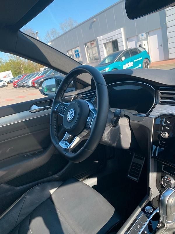 Gebraucht VW Arteon R-line 150 PS (110 kW) 2017 Grau Coupé