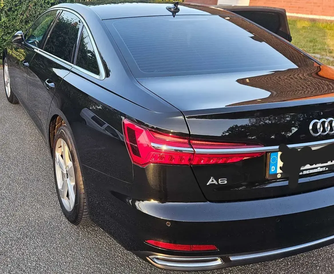 Gebraucht Audi A6 Sport 204 PS (150 kW) 2022 Schwarz Limousine
