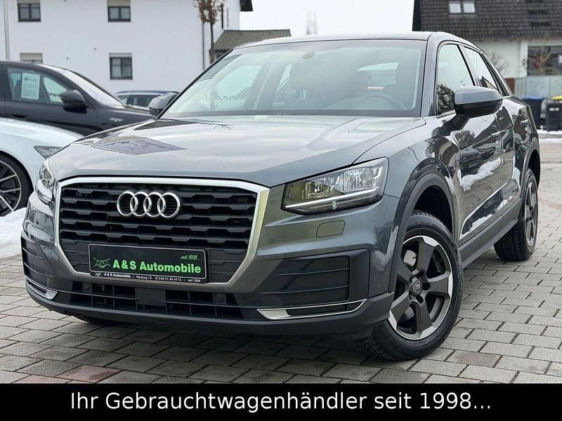 Gebraucht Audi Q2 Basis 150 PS (110 kW) 2018 Grau SUV