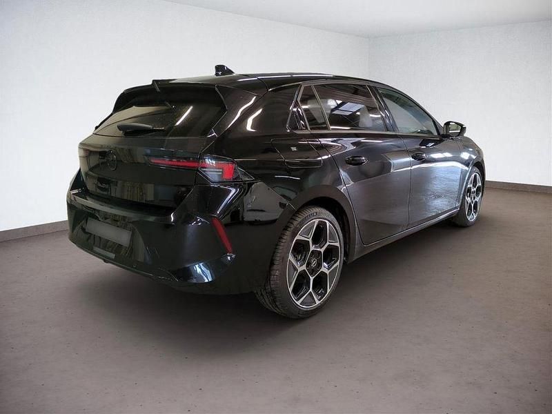 Gebraucht Opel Astra Ultimate 131 PS (96 kW) 2024 Schwarz Limousine