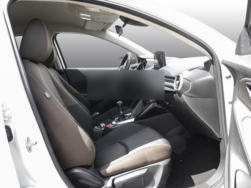 Gebraucht Mazda 2 75 PS (55 kW) 2023 Weiss Kleinwagen