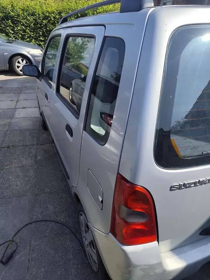 Gebraucht Opel Agila 58 PS (42 kW) 2002 Van / Kleinbus