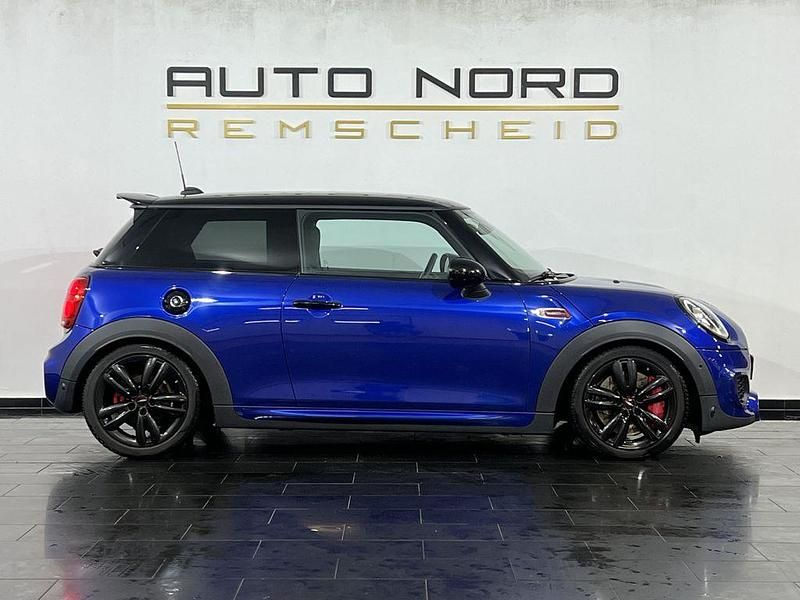 Gebraucht Mini John Cooper Works 231 PS (169 kW) 2019 Blau Kleinwagen