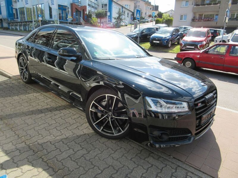 Schwarz Gebraucht 2017 Audi S8 plus Sport Limousine | 44.690 € (Fairer Preis) - Bild 1/4