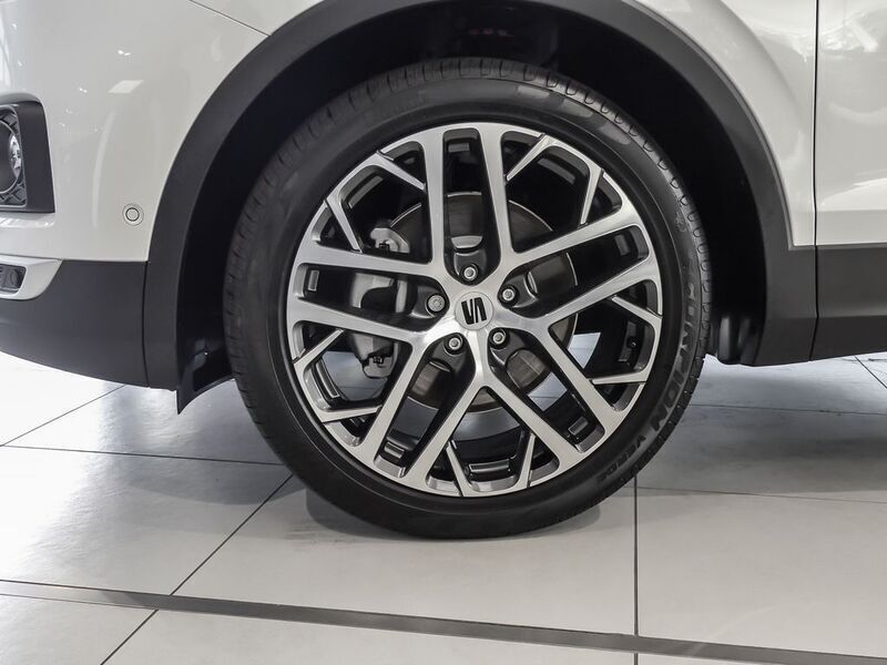 Gebraucht Seat Tarraco Xperience 245 PS (180 kW) 2024 Weiss SUV