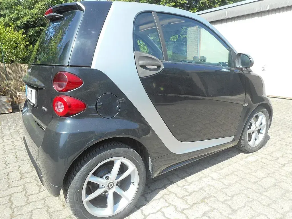 Gebraucht Smart ForTwo Coupé Pulse 71 PS (52 kW) 2011 Schwarz Coupé