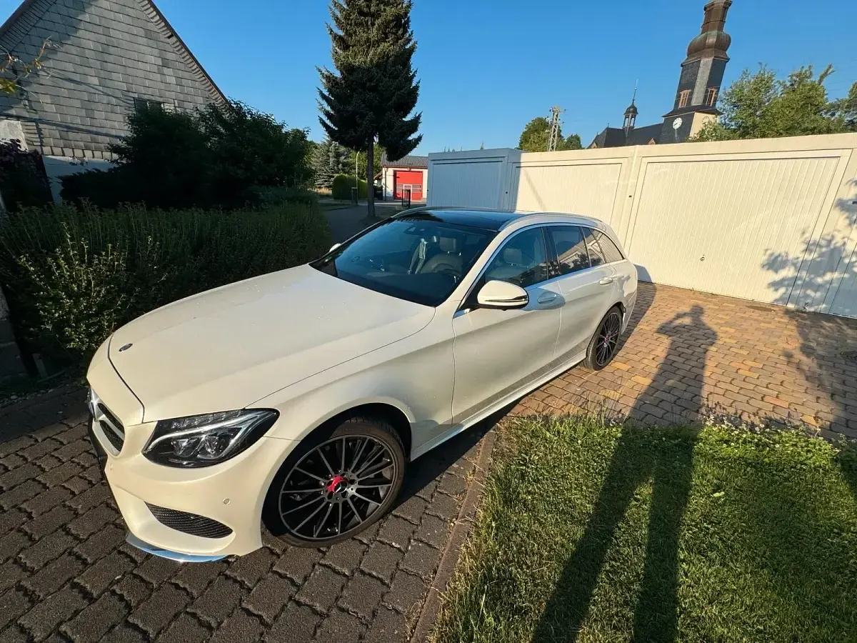 Gebraucht Mercedes C400 333 PS (244 kW) 2017 Weiß Kombi