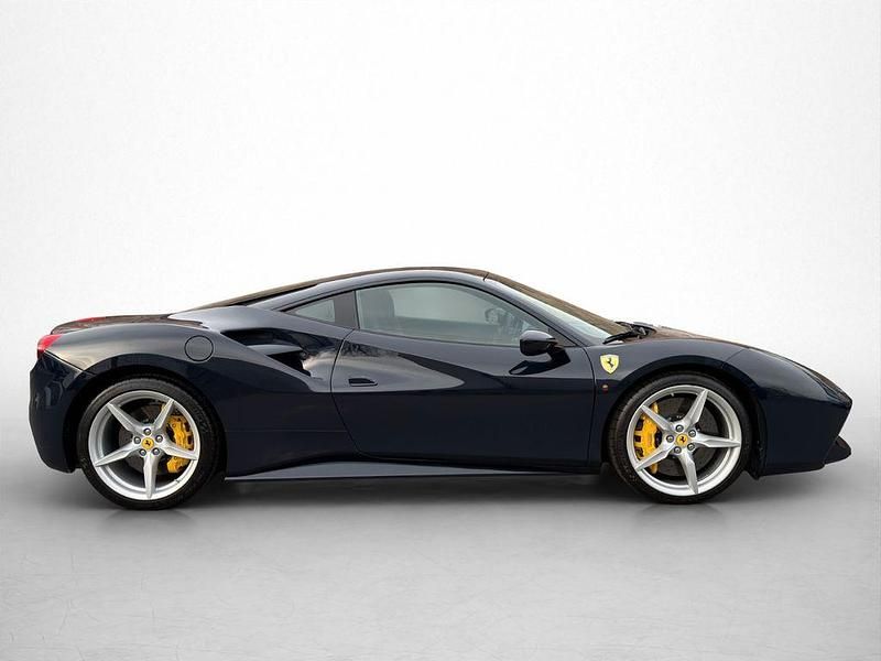 Gebraucht Ferrari 488 669 PS (492 kW) 2018 Blau Coupé