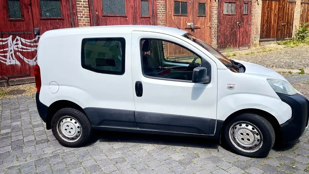 Gebraucht Citroën Nemo 73 PS (53 kW) 2009 Weiß Van / Kleinbus