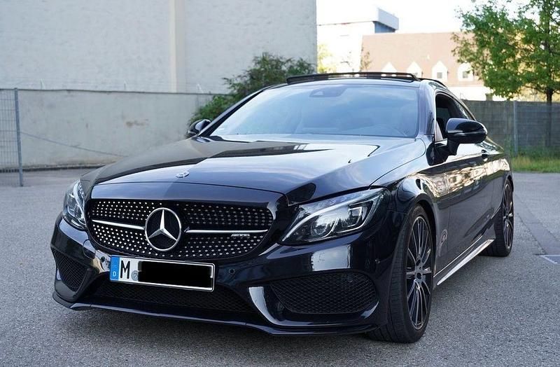 Schwarz Gebraucht 2017 Mercedes C43 AMG AMG Coupé | 32.500 € (Fairer Preis) - Bild 1/4