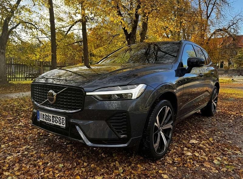 Blau Gebraucht 2021 Volvo XC60 R-Design SUV | 33.990 € (Fairer Preis) - Bild 1/4