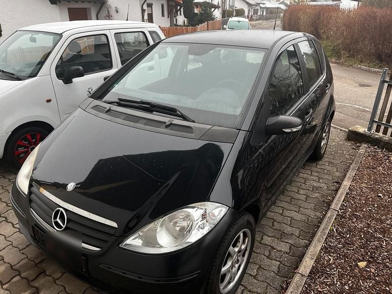 Schwarz Gebraucht 2007 Mercedes A180 Kleinwagen | 980 € (Etwas zu teuer) - Bild 1/4