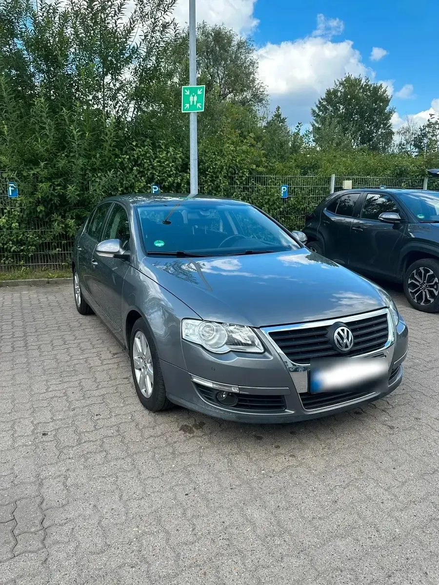 Gebraucht VW Passat 140 PS (102 kW) 2005 Grau Limousine