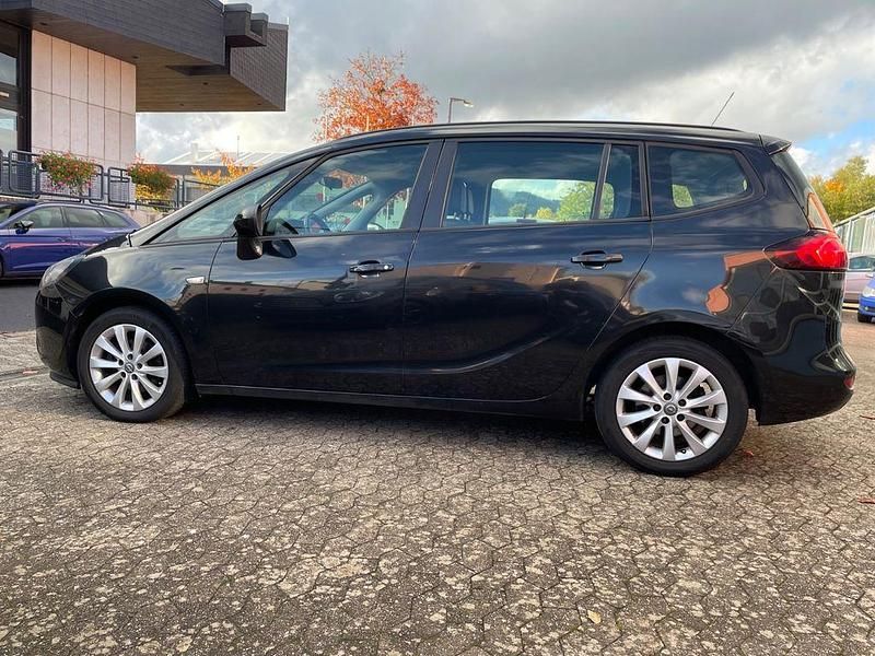 Gebraucht Opel Zafira Tourer Active 140 PS (102 kW) 2013 Schwarz Van / Kleinbus