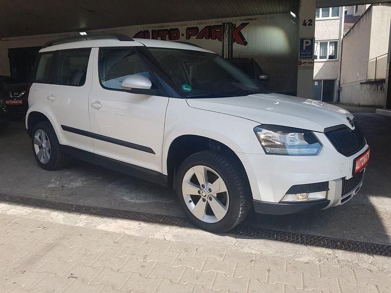 Weiß Gebraucht 2014 Skoda Yeti Elegance SUV | 11.790 € (Fairer Preis) - Bild 1/4