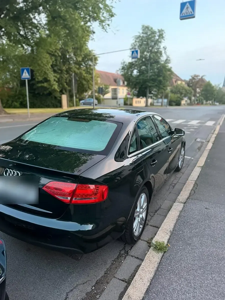 Gebraucht Audi A4 163 PS (119 kW) 2009 Grün Limousine