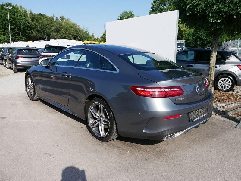 Gebraucht Mercedes E300 258 PS (189 kW) 2020 Metallic
