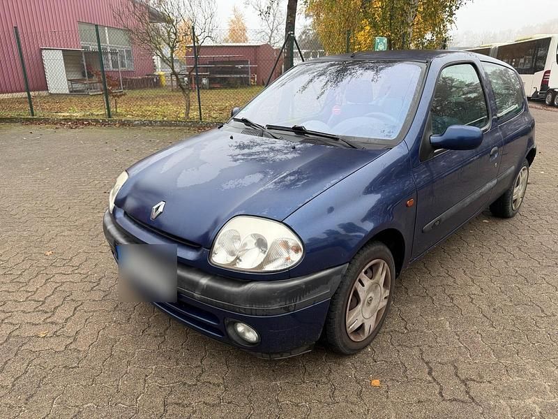 Blau Gebraucht 2001 Renault Clio II Kleinwagen | 1.500 € (Fairer Preis) - Bild 1/4