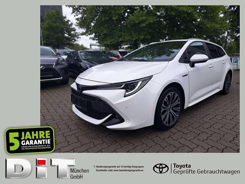 Super white 2 Gebraucht 2021 Toyota Corolla Team Kombi | 23.490 € (Fairer Preis) - Bild 1/4