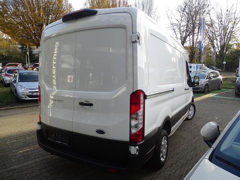 Gebraucht Ford Transit Trend 131 PS (96 kW) 2022 Weiß