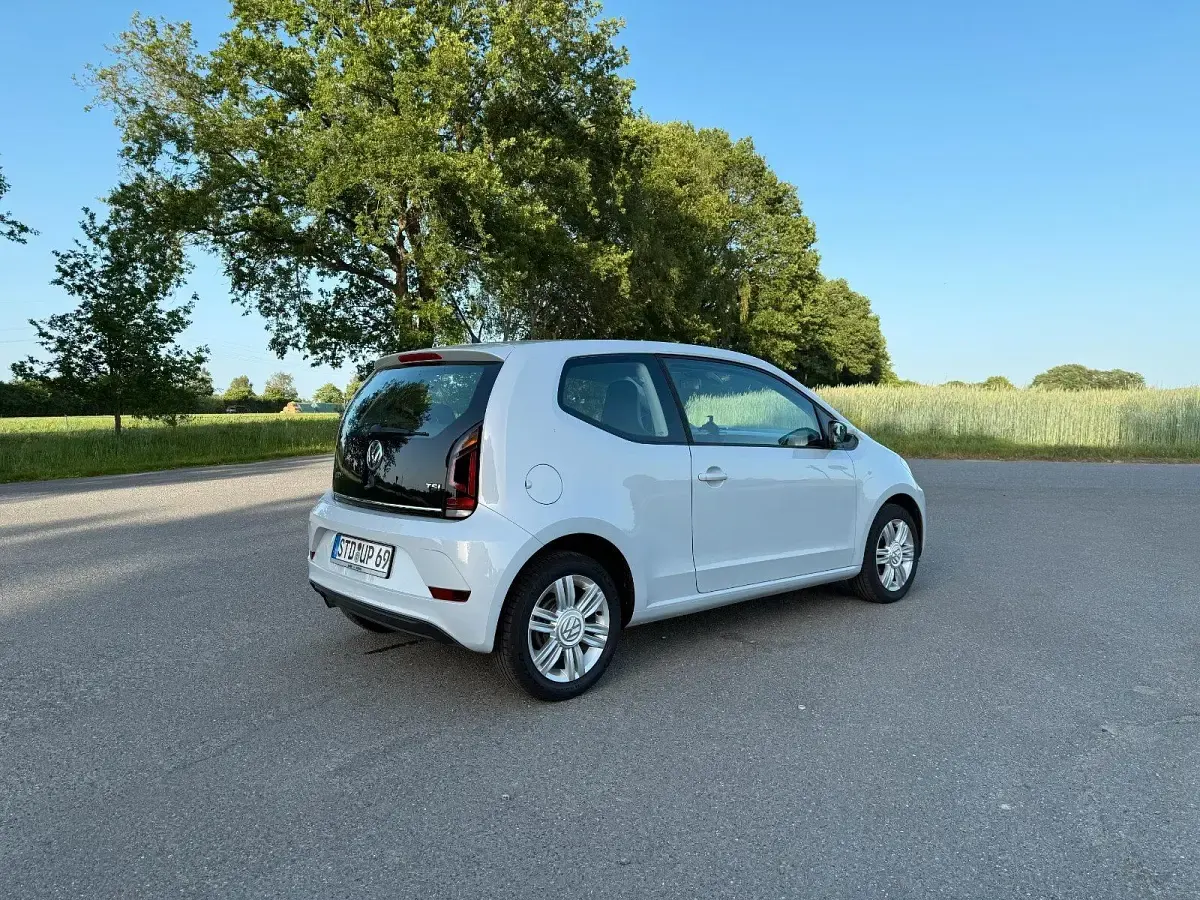 Używany VW up! Beats 90 KM (66 kW) 2017 Biały Hatchback