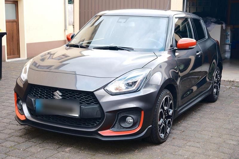 Grau Gebraucht 2019 Suzuki Swift Sport Kleinwagen | 14.300 € (Fairer Preis) - Bild 1/4