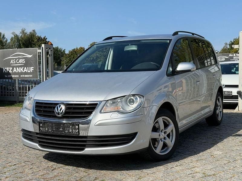 Silber Gebraucht 2007 VW Touran Van / Kleinbus | 2.490 € (Superpreis) - Bild 1/4