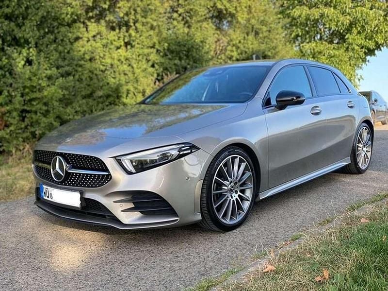 Gebraucht 2019 Mercedes A220 AMG line Limousine | 22.999 € (Fairer Preis) - Bild 1/4