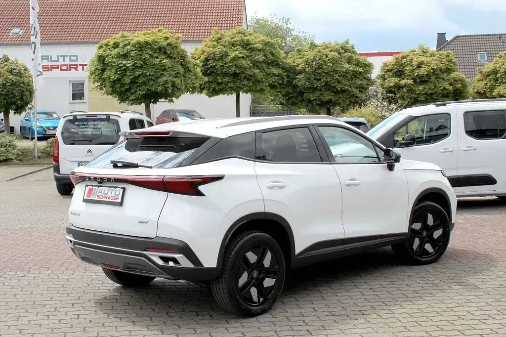 Neu Omoda 5 224 PS (164 kW) 2026 Weiß SUV