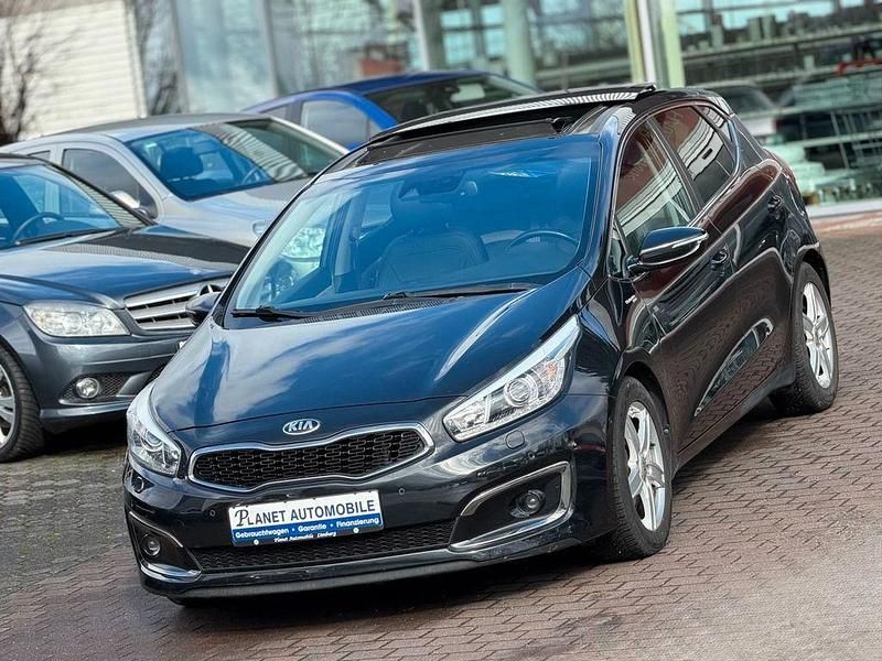 Gebraucht Kia Ceed Platinum Edition 136 PS (100 kW) 2016 Schwarz Kleinwagen