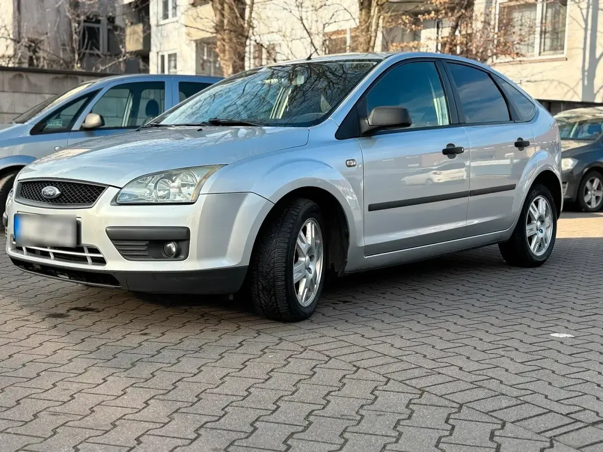 Second-hand Ford Focus 2006 Gri Hatchback