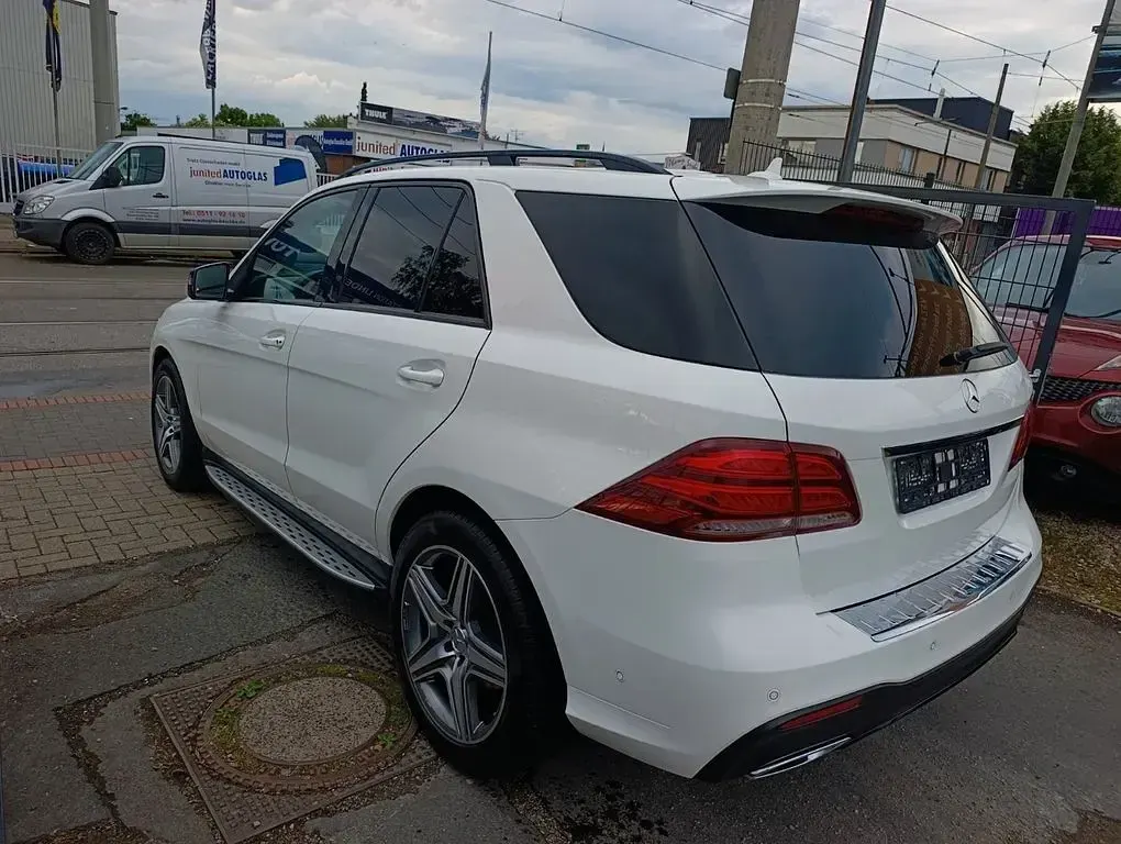 Gebraucht Mercedes GLE350 AMG line 258 PS (189 kW) 2015 Weiß SUV