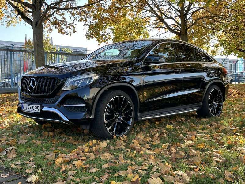 Schwarz Gebraucht 2017 Mercedes GLE350 Coupé | 47.900 € - Bild 1/4