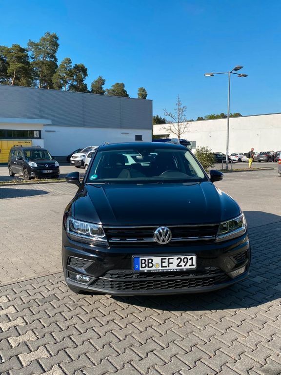 Schwarz Gebraucht 2017 VW Tiguan Sound SUV | 19.800 € (Guter Preis) - Bild 1/4