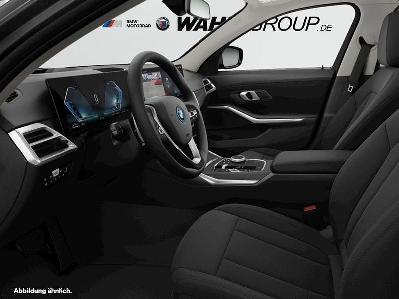 Gebraucht BMW 320e Efficient Dynamics 204 PS (150 kW) 2024 Schwarz metallic Kombi