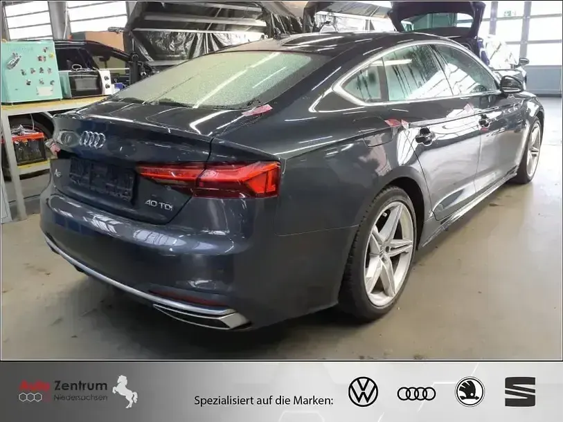Gebraucht Audi A5 Sportback Advanced 190 PS (139 kW) 2020 Grau Kleinwagen