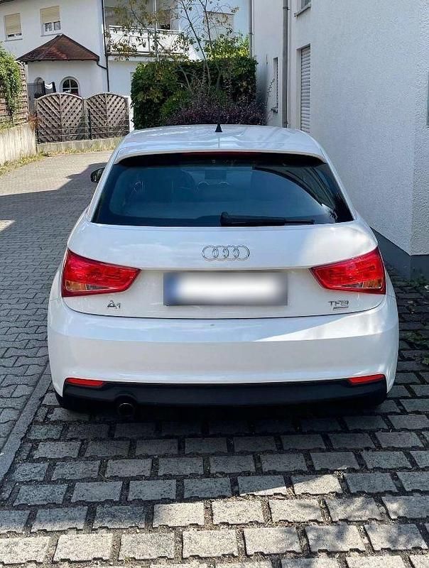 Gebraucht Audi A1 Sportback 95 PS (69 kW) 2018 Weiß Kleinwagen